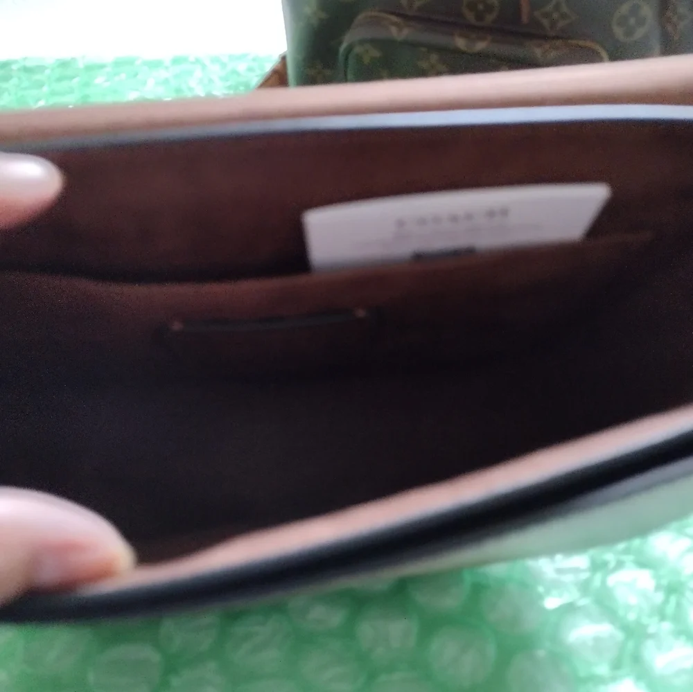 Kleo Signature Canvas Shoulder Crossbody Bag 👜 - Picture 6 of 13